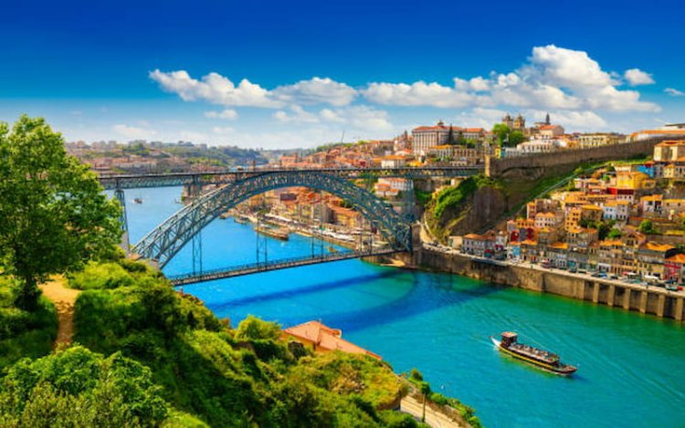 Portugal Unveiled: A Journey through History, Culture, and Coastlines