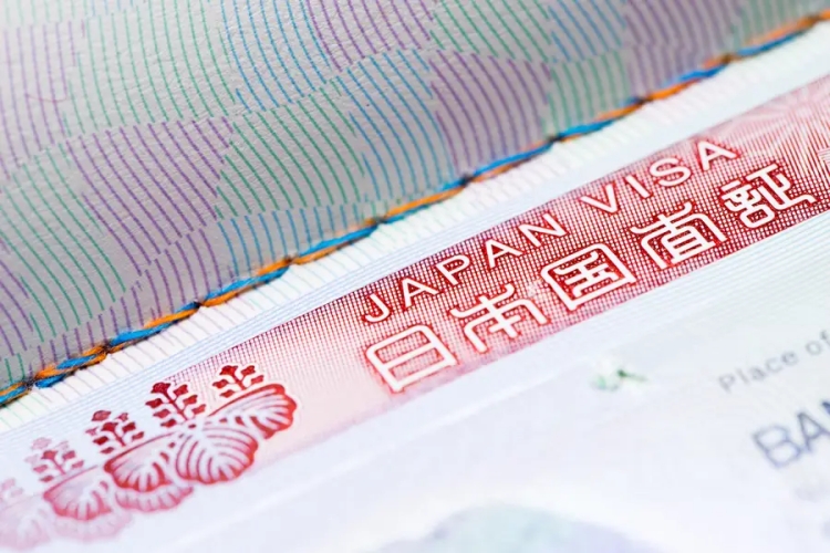 Moving to Japan from Australia? Explore Your Visa Options